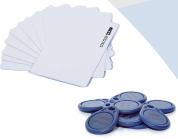 Badge proximité blanc format carte bancaire